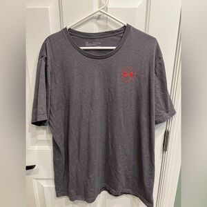 Under Armour Men’s Charcoal Gray Short-Sleeve Tee with Red Flag Logo